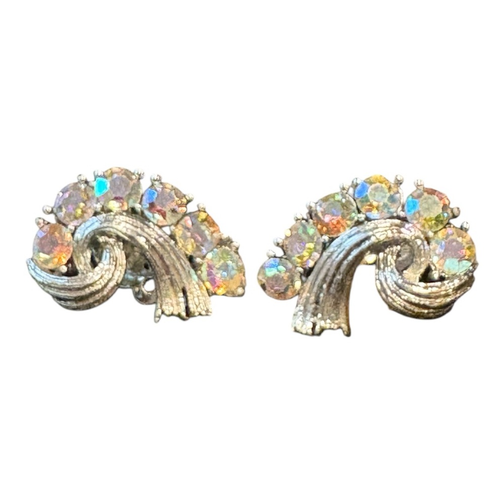 Lisner (stamped) Vintage Silver Tone and AB Rhinestone  Clip on earrings. JB5